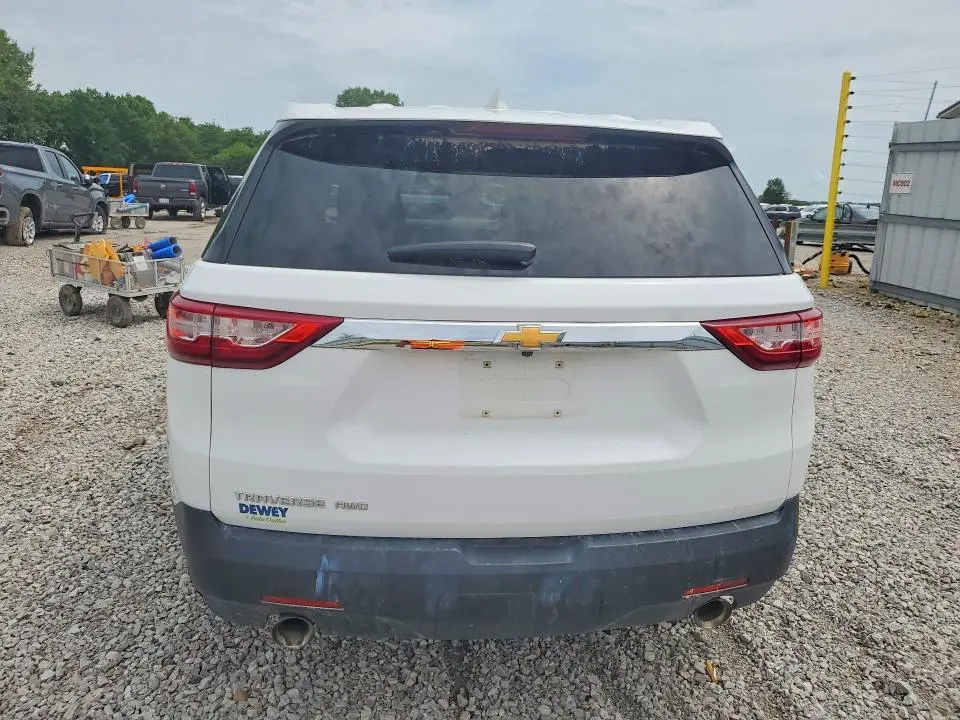 2019 CHEVROLET TRAVERSE LS  