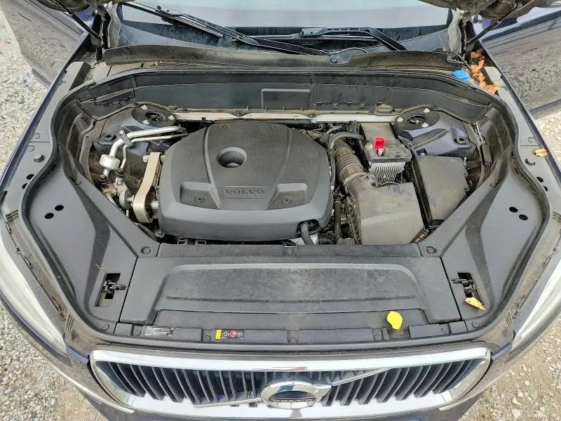 2019 VOLVO XC90 T6 MOMENTUM  