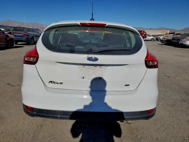 2016 FORD FOCUS SE  
