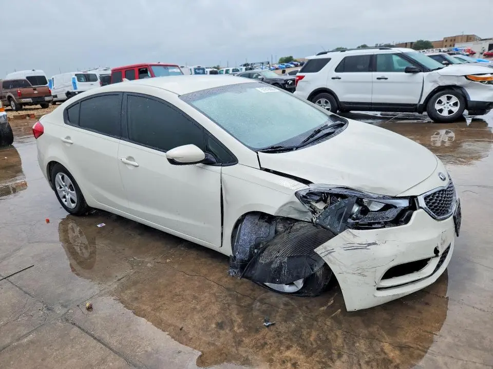 2015 KIA FORTE LX  