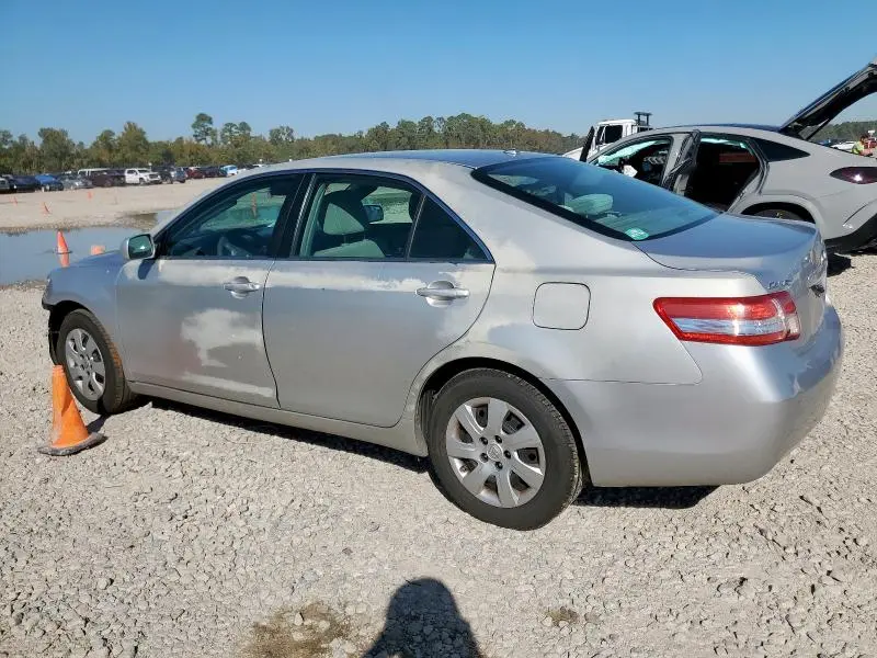 2010 TOYOTA CAMRY BASE  
