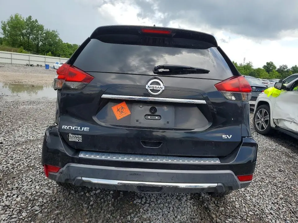 2018 NISSAN ROGUE SV  