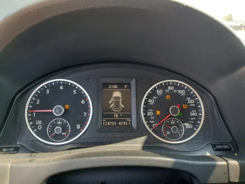 2016 VOLKSWAGEN TIGUAN S  