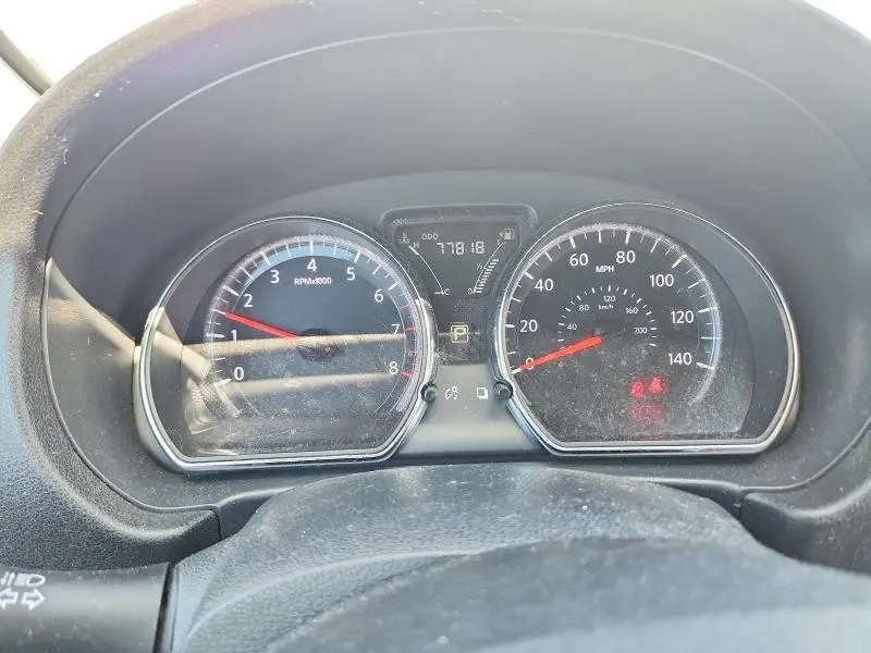 2019 NISSAN VERSA SV  