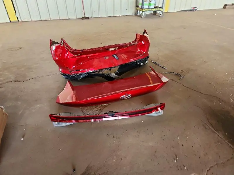 2022 HYUNDAI ELANTRA LIMITED  