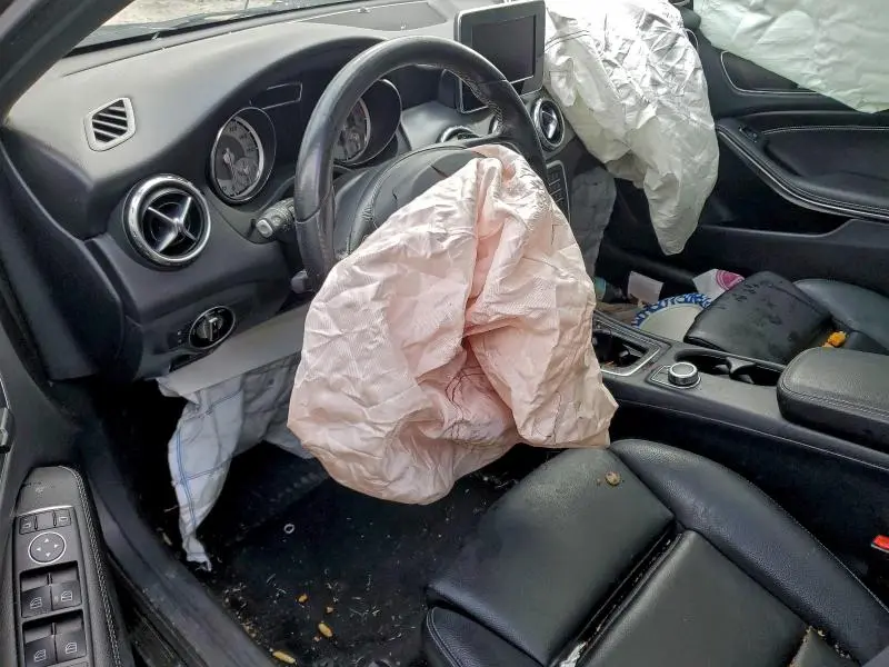 2016 MERCEDES-BENZ GLA 250 4MATIC  