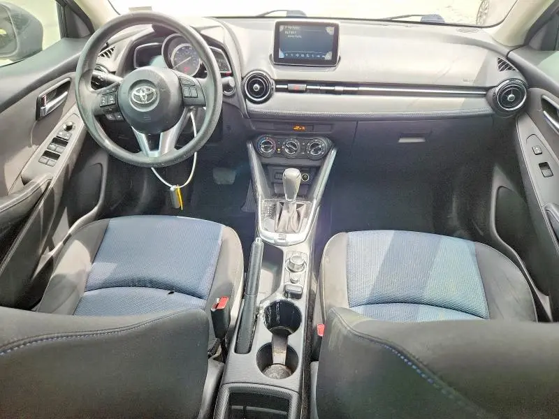 2017 TOYOTA YARIS IA BASE  