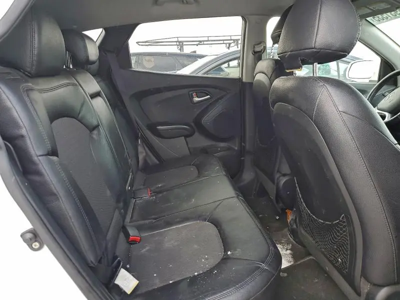 2012 HYUNDAI TUCSON GLS  