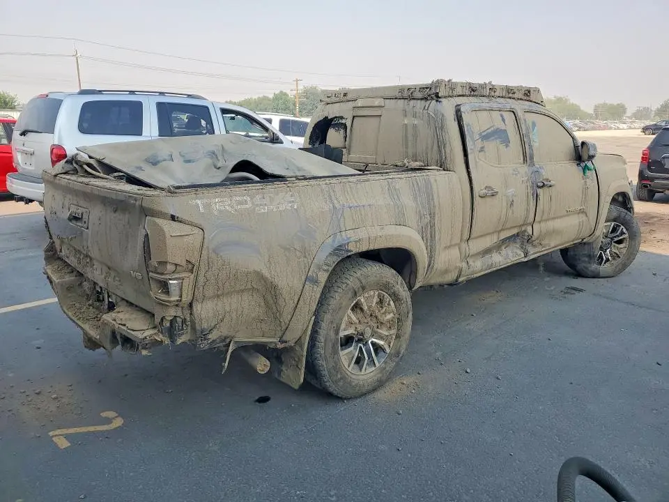 2021 TOYOTA TACOMA SR5 V6  
