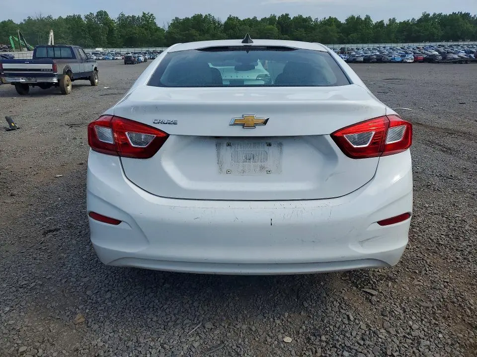 2017 CHEVROLET CRUZE LS  