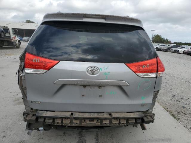 2011 TOYOTA SIENNA LE