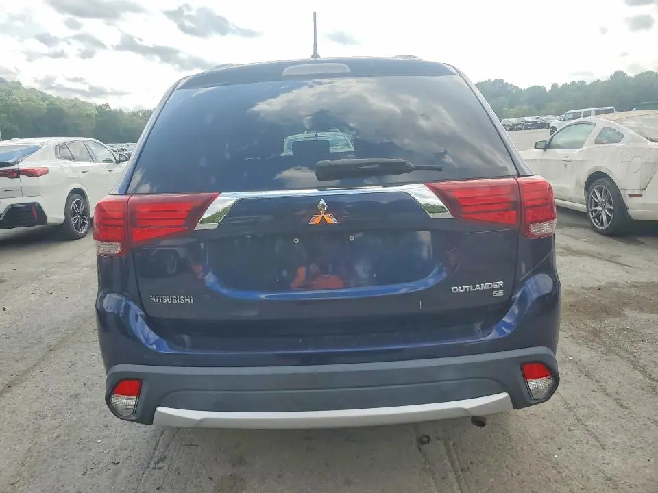 2016 MITSUBISHI OUTLANDER SE  