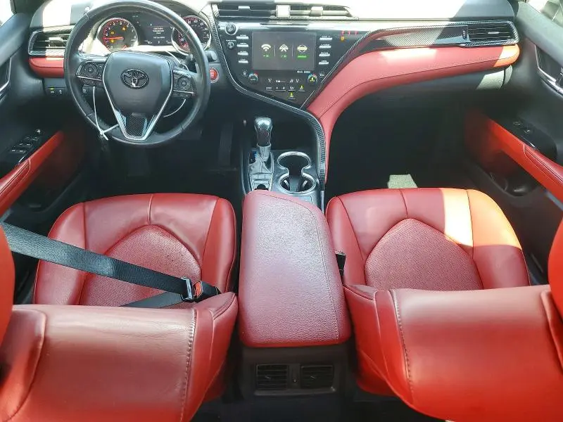 2020 TOYOTA CAMRY XSE  