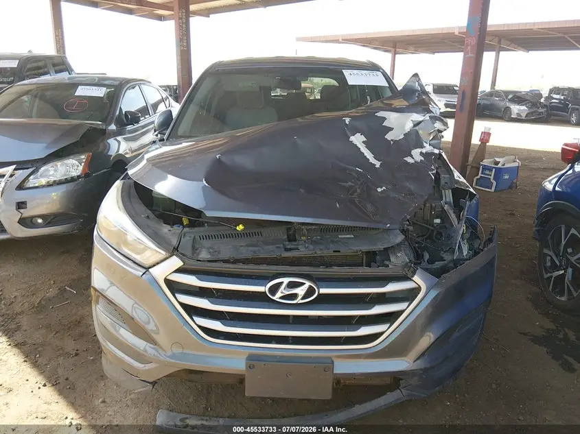 2018 HYUNDAI TUCSON SE
