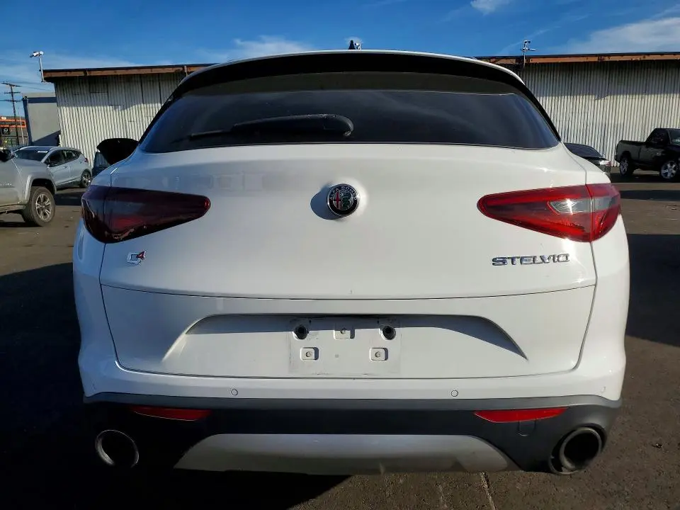 2018 ALFA ROMEO STELVIO TI  