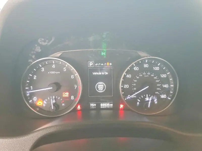 2017 HYUNDAI ELANTRA LIMITED  