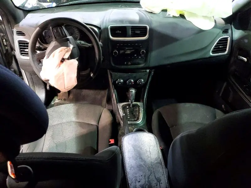 2013 DODGE AVENGER SE  