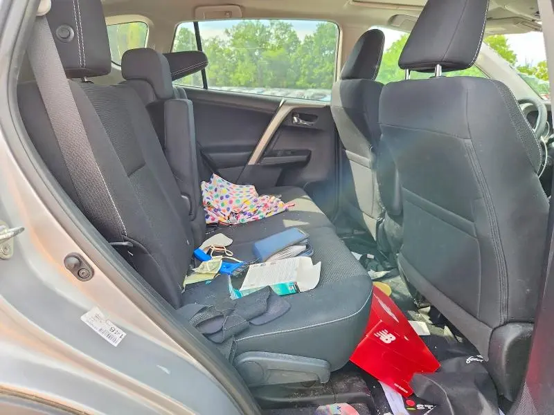 2017 TOYOTA RAV4 XLE  