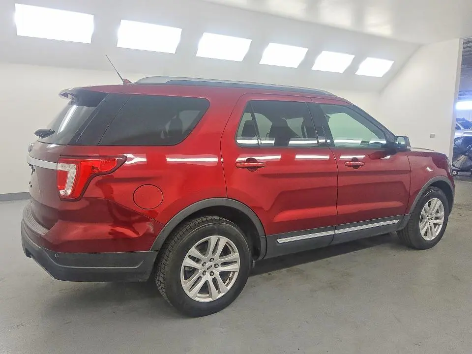 2019 FORD EXPLORER XLT  