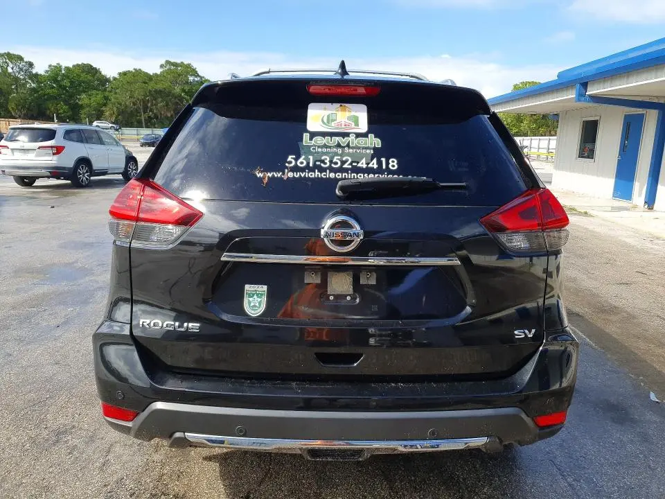 2020 NISSAN ROGUE SV  