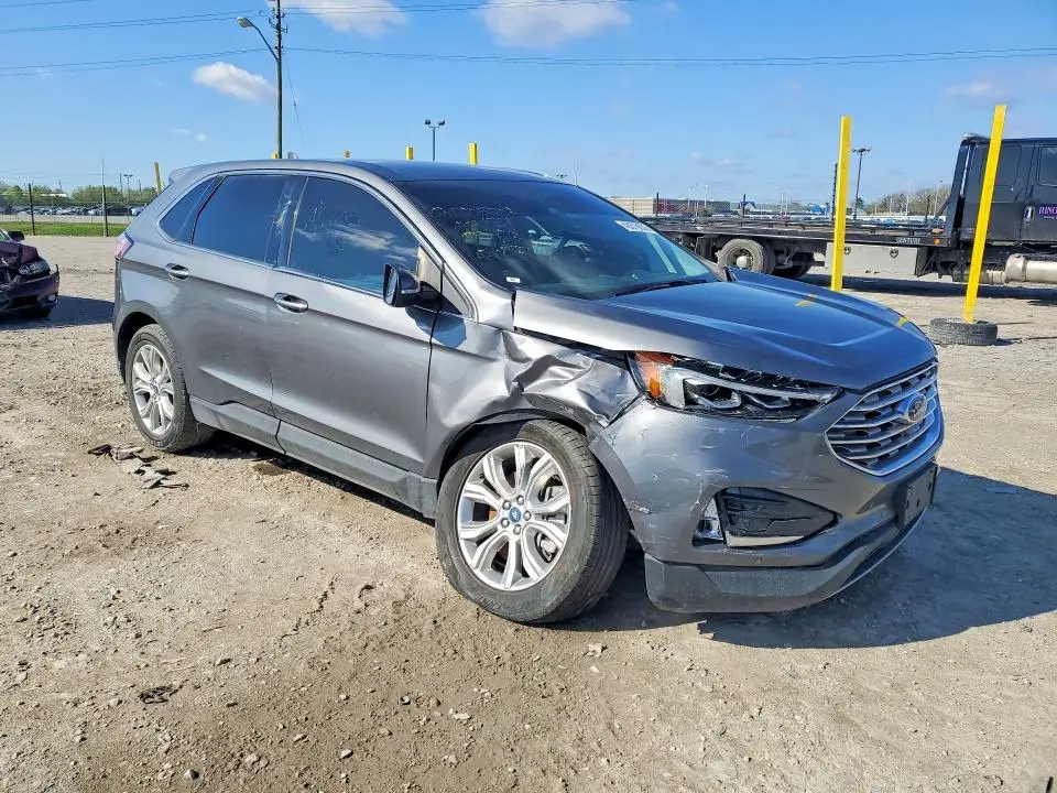 2022 FORD EDGE TITANIUM  