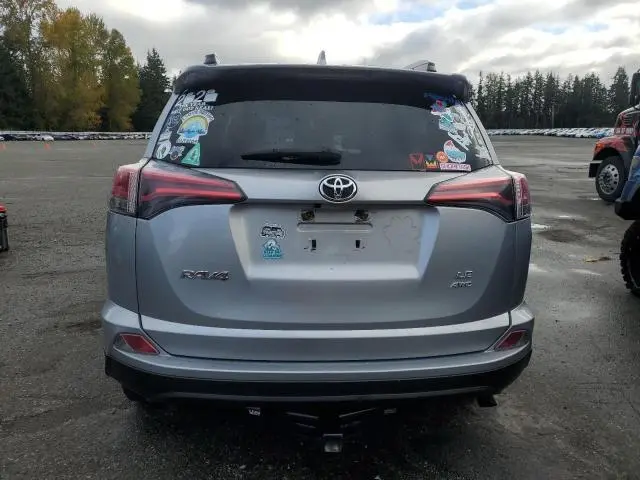 2018 TOYOTA RAV4 LE  