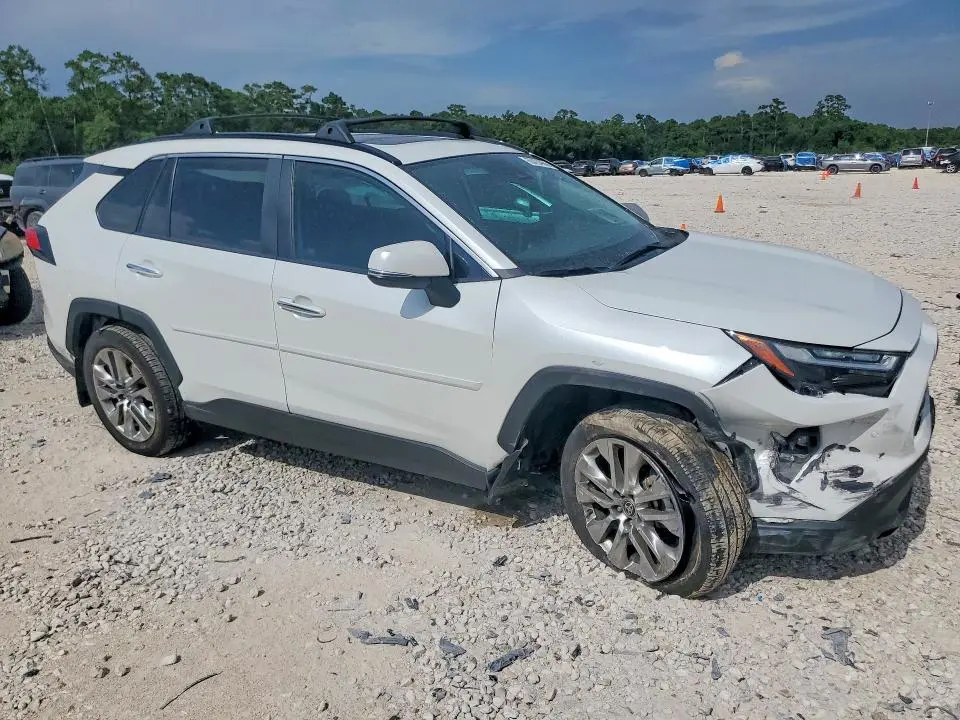 2025 TOYOTA RAV4 LIMITED  