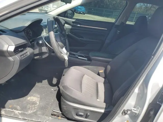 2021 NISSAN ALTIMA SV  