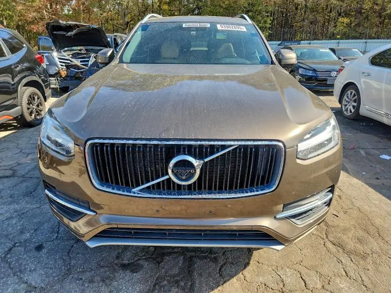 2017 VOLVO XC90 T6  