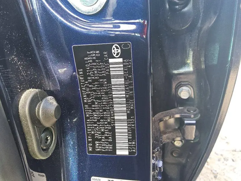 2024 TOYOTA COROLLA LE  