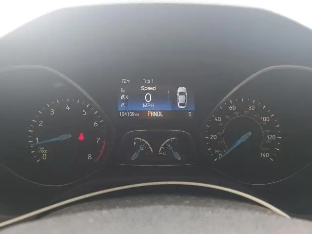 2015 FORD FOCUS SE  