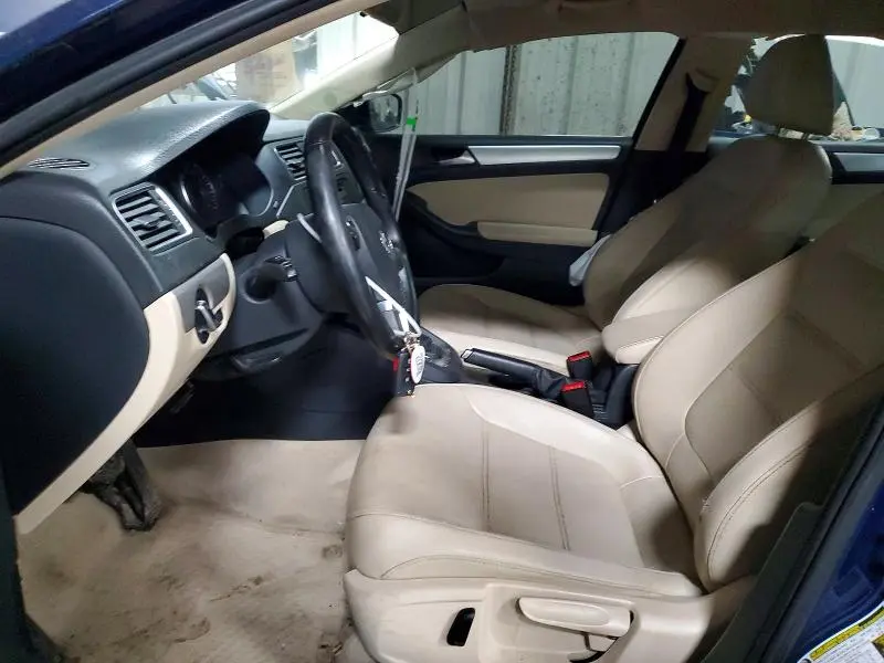 2014 VOLKSWAGEN JETTA SE  