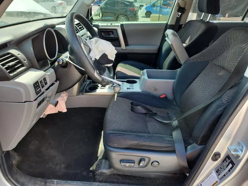 2011 TOYOTA 4RUNNER SR5  