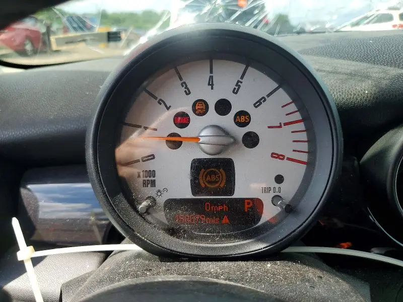 2011 MINI COOPER   