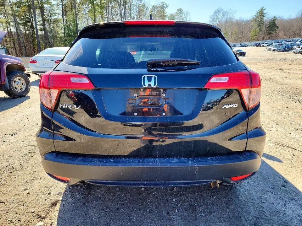 2018 HONDA HR-V LX  