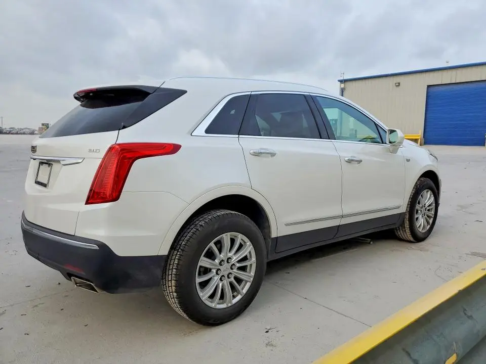 2018 CADILLAC XT5   
