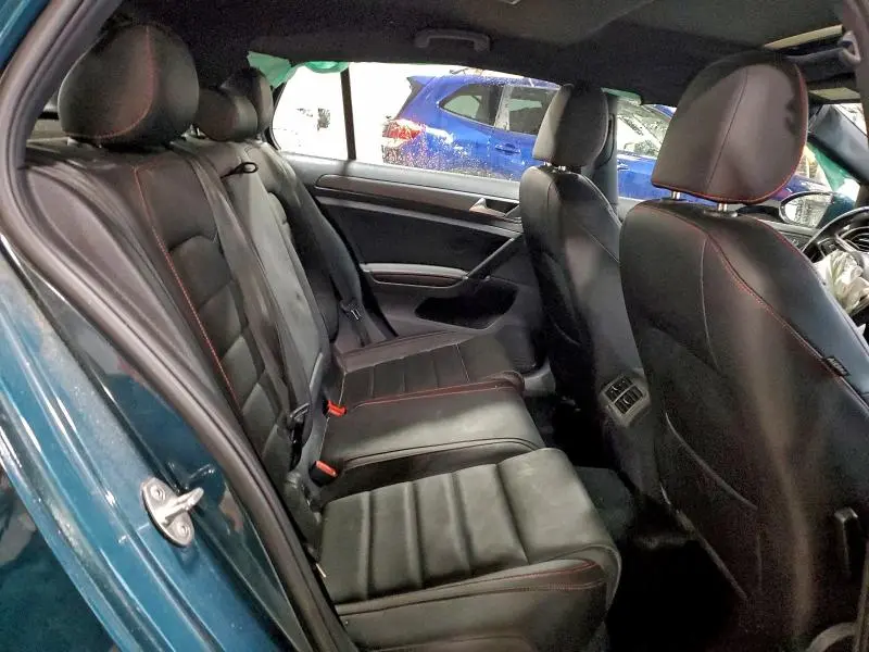 2018 VOLKSWAGEN GTI S/SE  