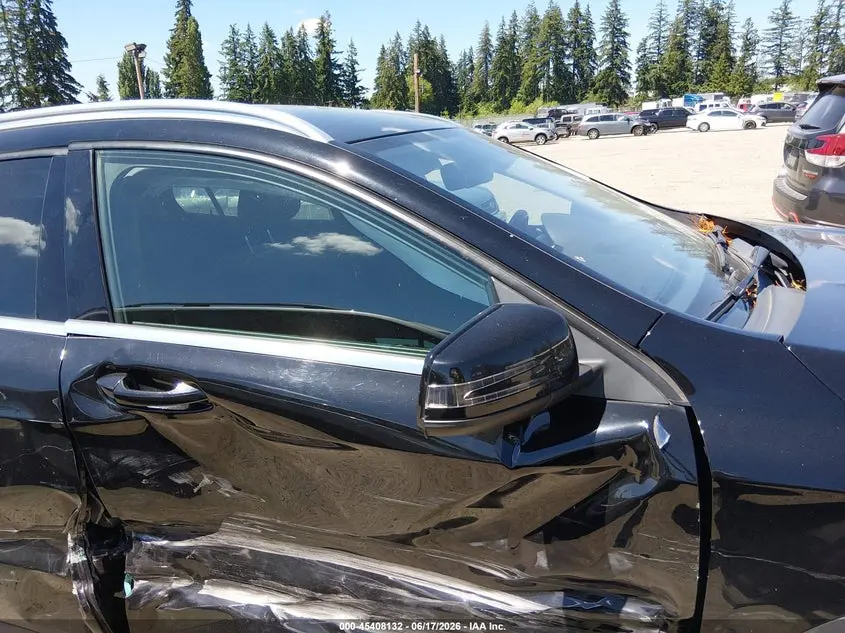 2015 MERCEDES-BENZ GLA 250 4MATIC