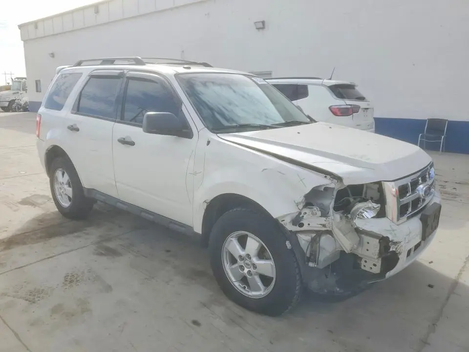 2012 FORD ESCAPE XLT  