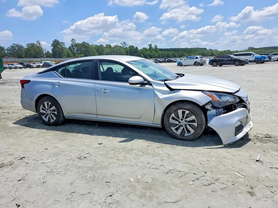 2021 NISSAN ALTIMA S  