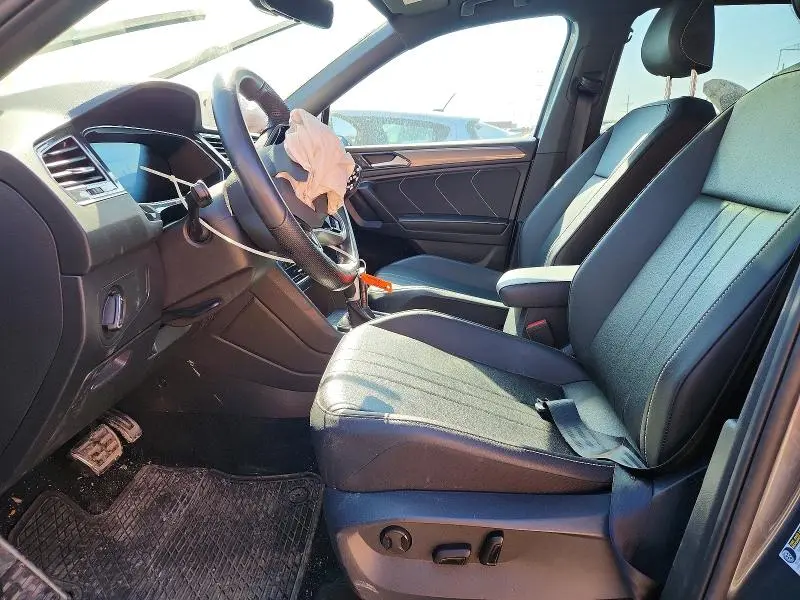 2024 VOLKSWAGEN TIGUAN SE R-LINE BLACK  