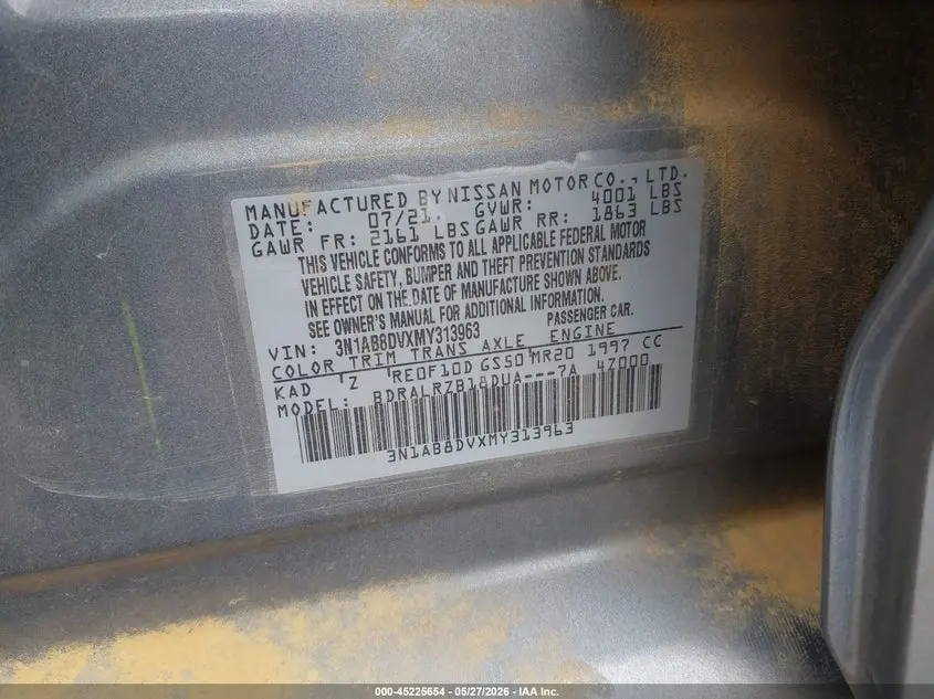 2021 NISSAN SENTRA SR XTRONIC CVT