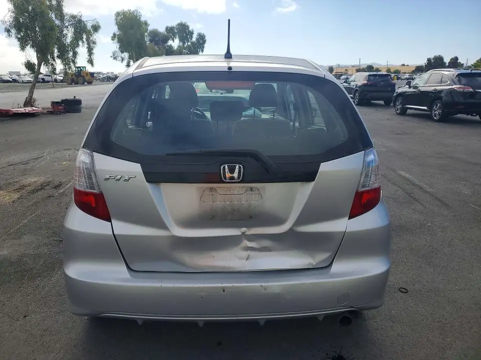 2013 HONDA FIT   