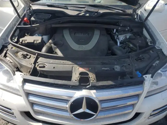 2010 MERCEDES-BENZ GL 550 4MATIC  