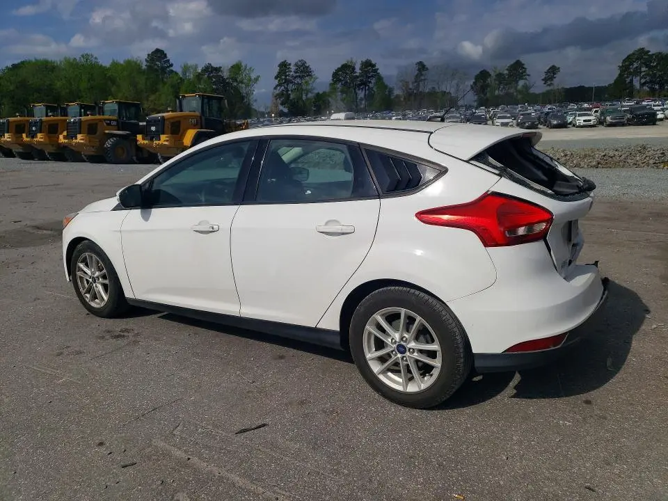 2017 FORD FOCUS SE  