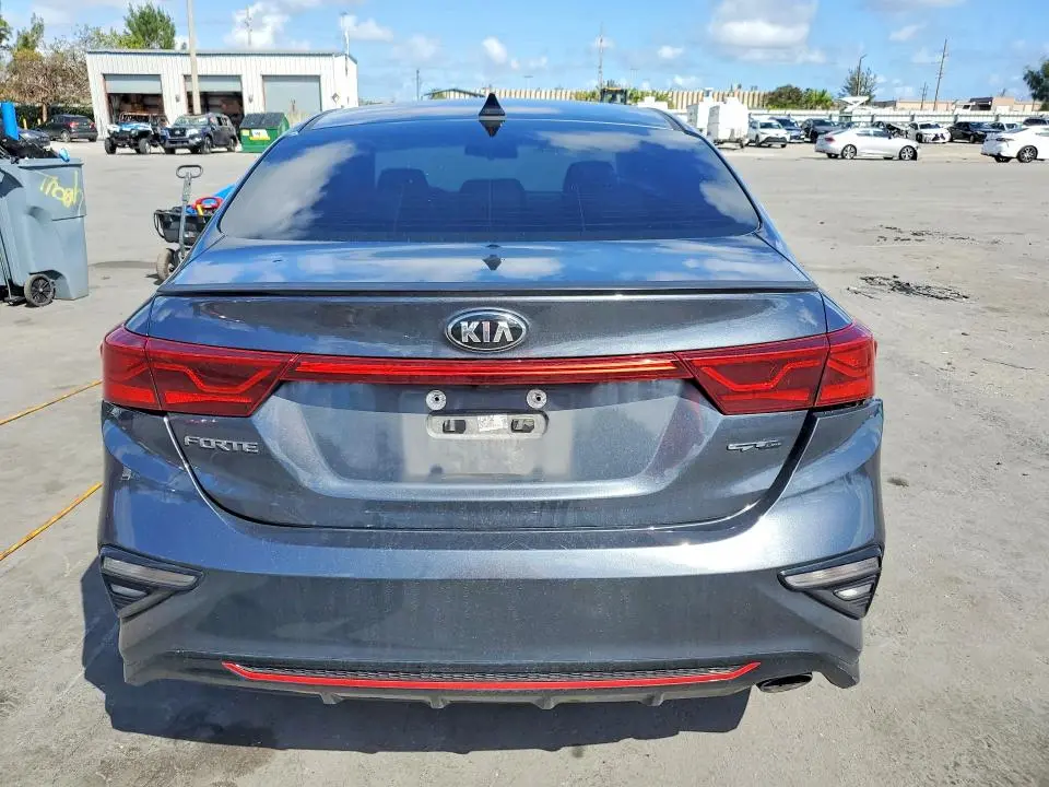 2020 KIA FORTE GT LINE  