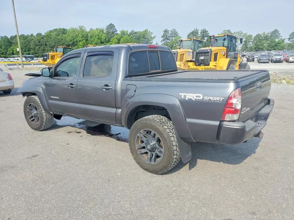 2015 TOYOTA TACOMA V6  