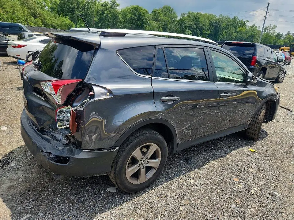 2015 TOYOTA RAV4 XLE  