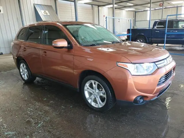 2014 MITSUBISHI OUTLANDER SE