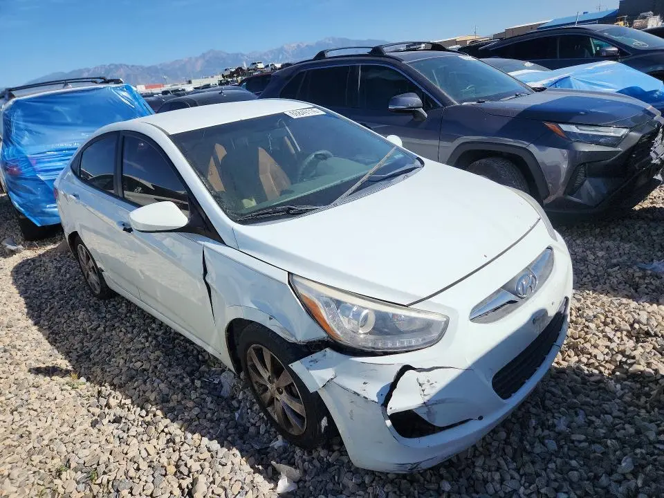 2014 HYUNDAI ACCENT GLS  